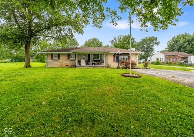 1st image of 6566 N Us Hwy 31, Whiteland, IN 46184 | MLS# 22120404