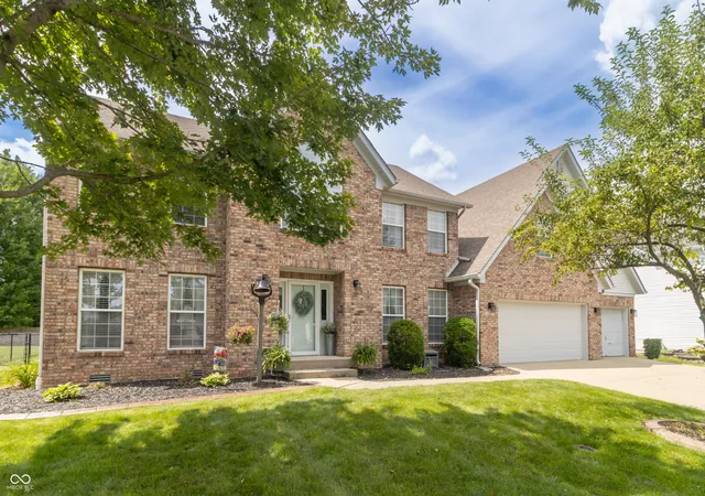 2nd image of 1518 Pippin Dr, Greenfield, IN 46140 | MLS# 22120409
