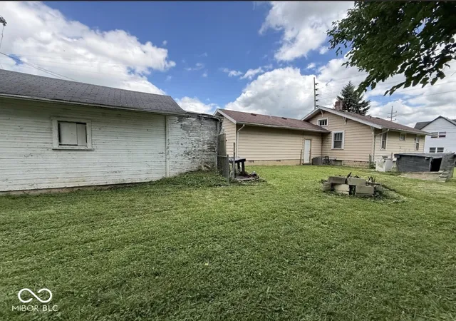 5th image of 1704 W 9Th St, Muncie, IN 47302 | MLS# 22120411