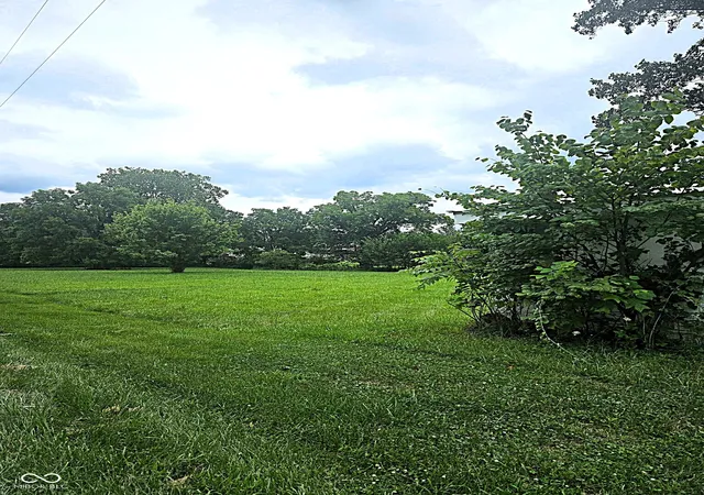 2nd image of 515 N Main St, Cloverdale, IN 46120 | MLS# 22120417