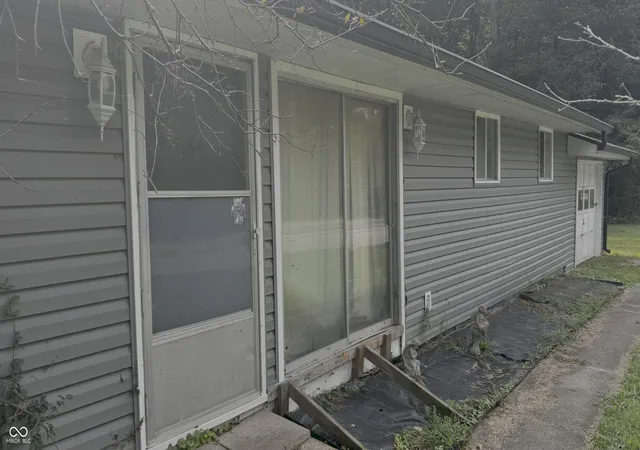 Single family home for sale at 12795 E State Rd 7, Elizabethtown, IN 47232 | MLS# 22120418