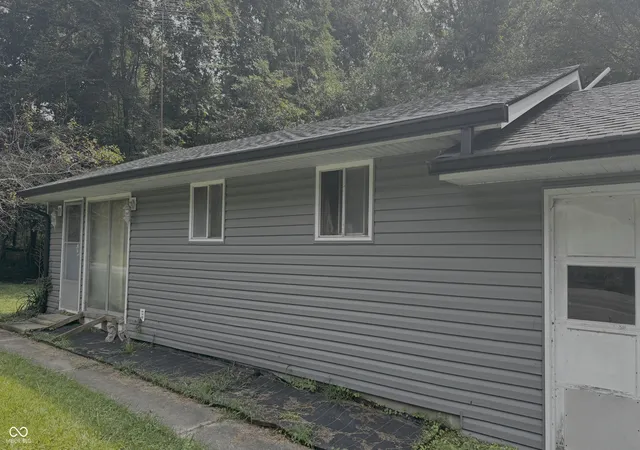 Photo 2 of Single family home for sale at 12795 E State Rd 7, Elizabethtown, IN 47232 | MLS# 22120418 | Listing updated on 2026-10-06