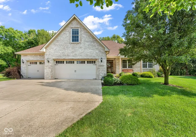 1st image of 937 Evensview Dr, Greencastle, IN 46135 | MLS# 22120423