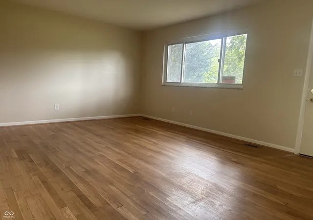 17th image of 9024 E 12th St, Indianapolis, IN 46229 | MLS# 22120425