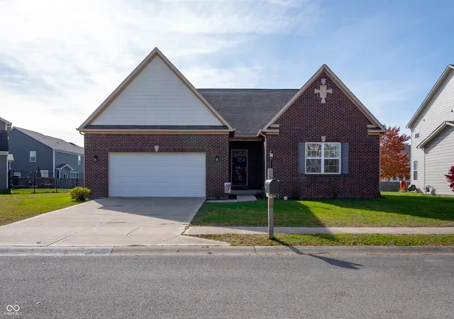 1st image of 14461 Brook Meadow Dr, Mc Cordsville, IN 46055 | MLS# 22120435