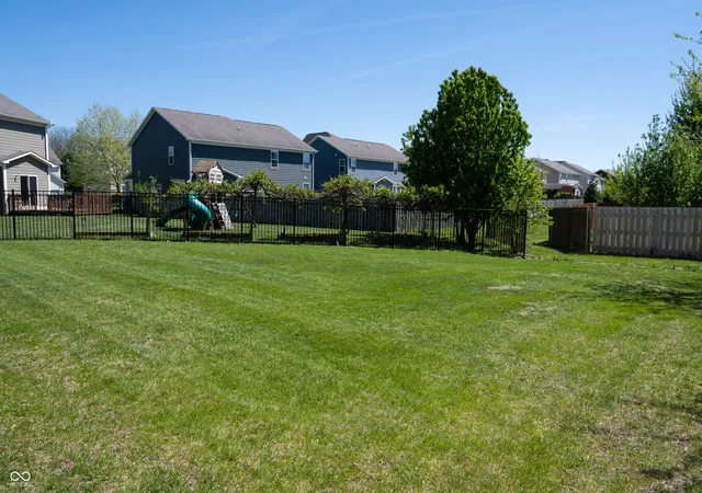 45th image of 14461 Brook Meadow Dr, Mc Cordsville, IN 46055 | MLS# 22120435