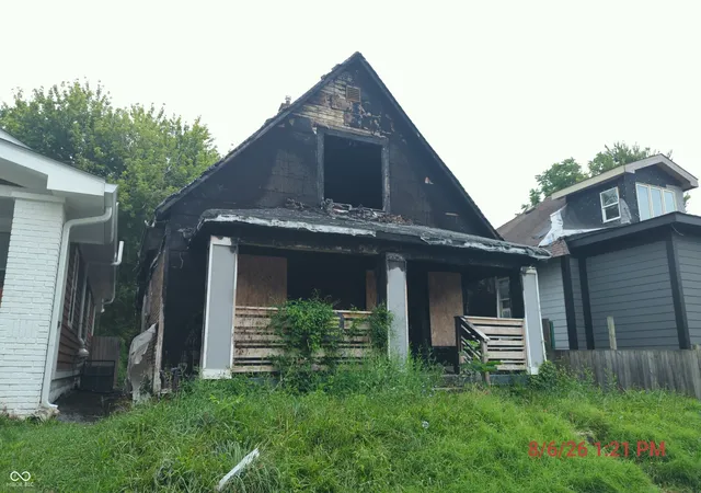 1st image of 921 N Oxford St, Indianapolis, IN 46201 | MLS# 22120440