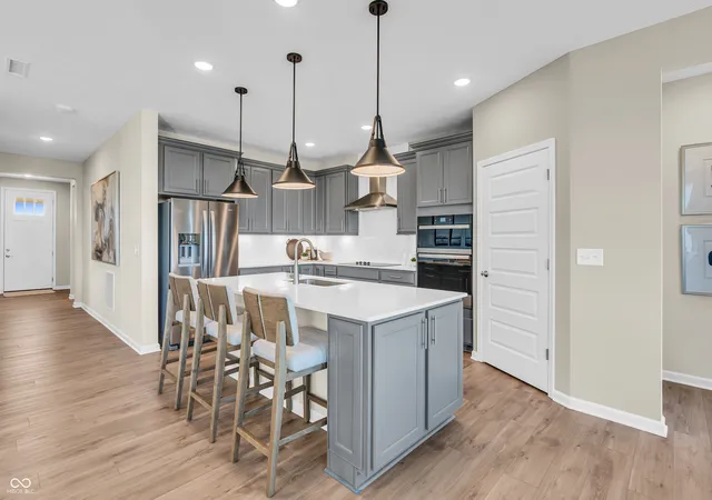 Photo 3 of Sale Pending at 3129 Bellflower Dr, Greenwood, IN 46143 | MLS# 22120446 | Listing updated on 2026-08-24