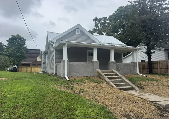 2nd image of 405 S Main, Veedersburg, IN 47987 | MLS# 22120450