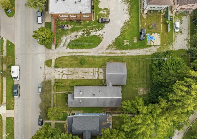 Photo 3 of Sale Pending at 317 W 42nd Street, Indianapolis, IN 46208 | MLS# 22120455 | Listing updated on 2026-09-08