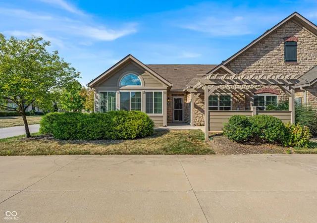 1st image of 17081 Silver Vista Ln, Westfield, IN 46074 | MLS# 22120458