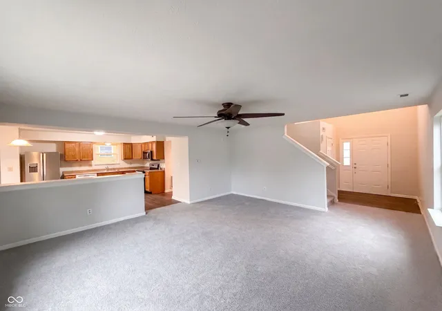 3rd image of 1349 Fiesta Dr, Franklin, IN 46131 | MLS# 22120462