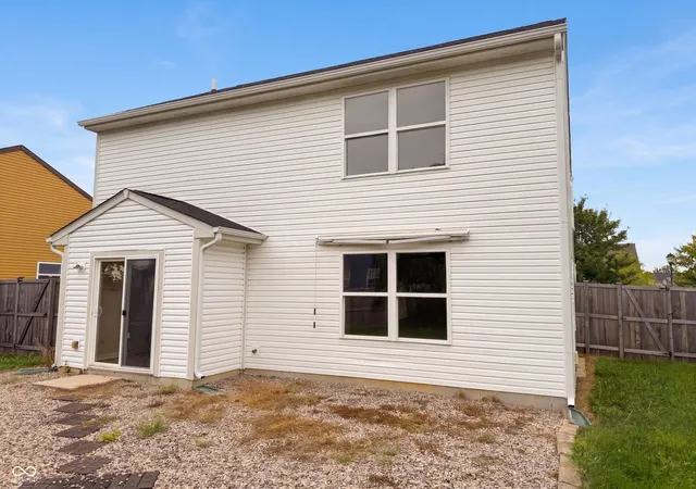 4th image of 1349 Fiesta Dr, Franklin, IN 46131 | MLS# 22120462