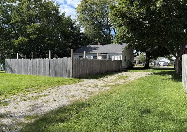11th image of 135 W South B St, Gas City, IN 46933 | MLS# 22120474