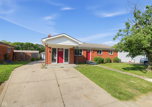 Photo 1 of Single family home for sale at 5532 Linda Ln, Indianapolis, IN 46241 | MLS# 22120483 | Listing updated on 2026-10-21