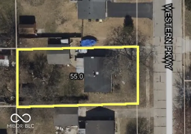 2nd image of 451 Western Pkwy, Seymour, IN 47274 | MLS# 22120484