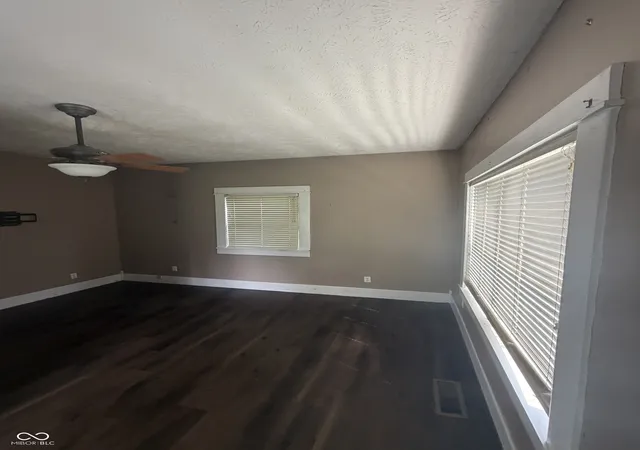 5th image of 1441 S Wabash Ave, Kokomo, IN 46902 | MLS# 22120491