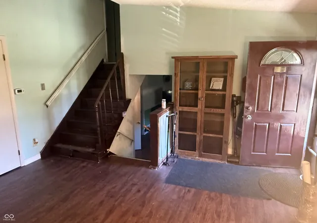Photo 3 of Single family home for sale at 5619 Somers Dr, Indianapolis, IN 46237 | MLS# 22120493 | Listing updated on 2026-08-25