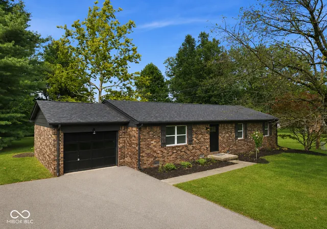 2nd image of 34 Rohn Rd, Mooresville, IN 46158 | MLS# 22120494