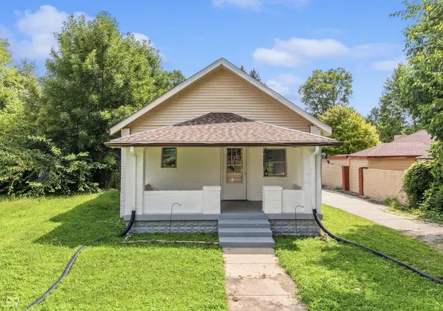 2nd image of 2807 Hervey St, Indianapolis, IN 46203 | MLS# 22120521