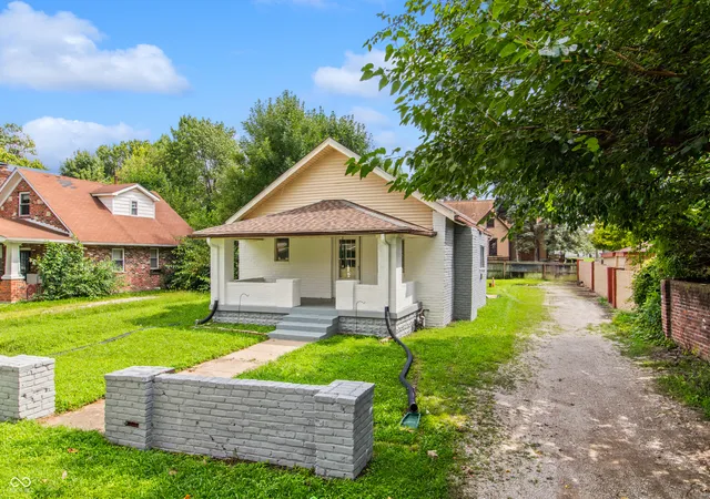 3rd image of 2807 Hervey St, Indianapolis, IN 46203 | MLS# 22120521