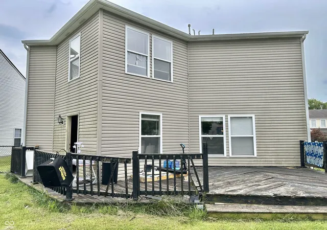 3rd image of 5502 Floating Leaf Dr, Indianapolis, IN 46237 | MLS# 22120522