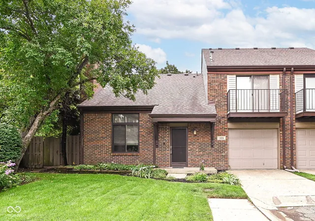 1st image of 355 E Saint Clair St, Indianapolis, IN 46202 | MLS# 22120524