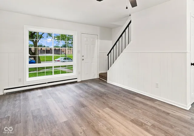 Photo 3 of Sale Pending at 4907 Mount Vernon Dr, Indianapolis, IN 46227 | MLS# 22120529 | Listing updated on 2026-09-23