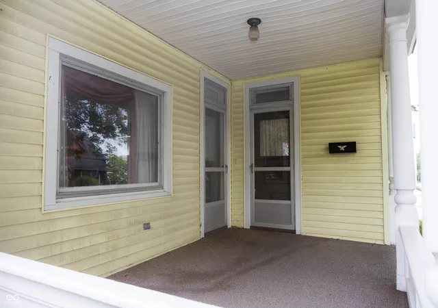 2nd image of 111 N Grant St, Crawfordsville, IN 47933 | MLS# 22120544