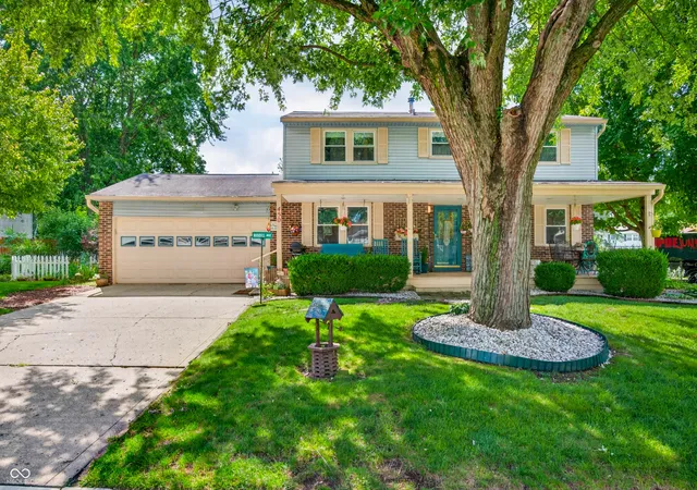5th image of 450 Meadow Cir, Greenwood, IN 46142 | MLS# 22120545