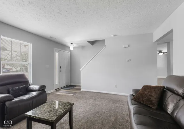 5th image of 4107 Cheltonham Ct, Plainfield, IN 46168 | MLS# 22120562