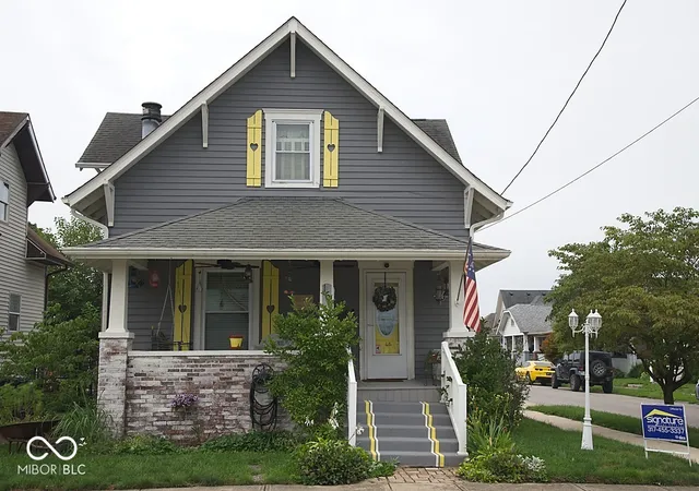 1st image of 151 2nd St, Shelbyville, IN 46176 | MLS# 22120569