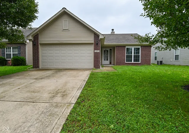 1st image of 2273 Bridlewood Dr, Franklin, IN 46131 | MLS# 22120571