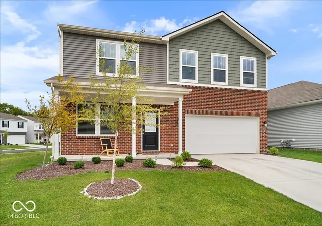 1st image of 11804 Vale St, Indianapolis, IN 46235 | MLS# 22120572