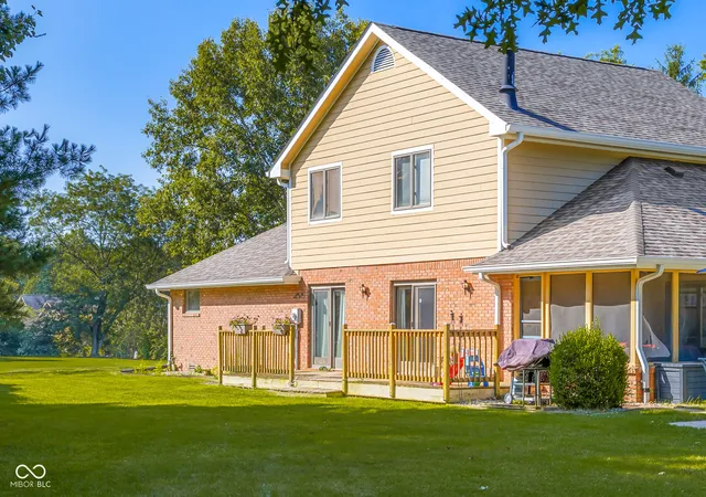 5th image of 1001 Butternut Dr, Columbus, IN 47201 | MLS# 22120578
