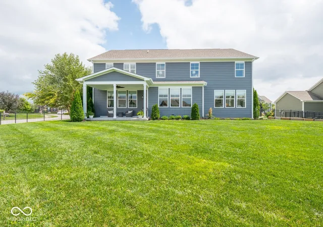 2nd image of 2488 Stonehaven Dr, Avon, IN 46123 | MLS# 22120590