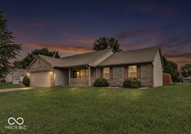 2nd image of 35 Morningside Ct, Whiteland, IN 46184 | MLS# 22120593