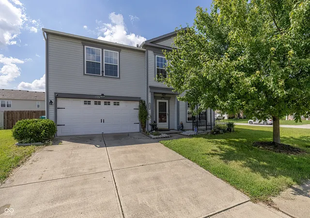 1st image of 1376 Broyles Ln, Indianapolis, IN 46231 | MLS# 22120602