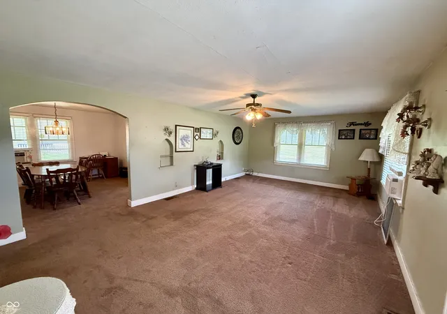 Photo 3 of Sale Pending at 716 E Sigler St, Frankton, IN 46044 | MLS# 22120604 | Listing updated on 2026-08-20