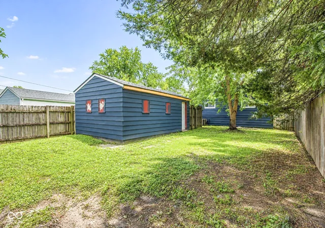 13th image of 5320 E 19th St, Indianapolis, IN 46218 | MLS# 22120608