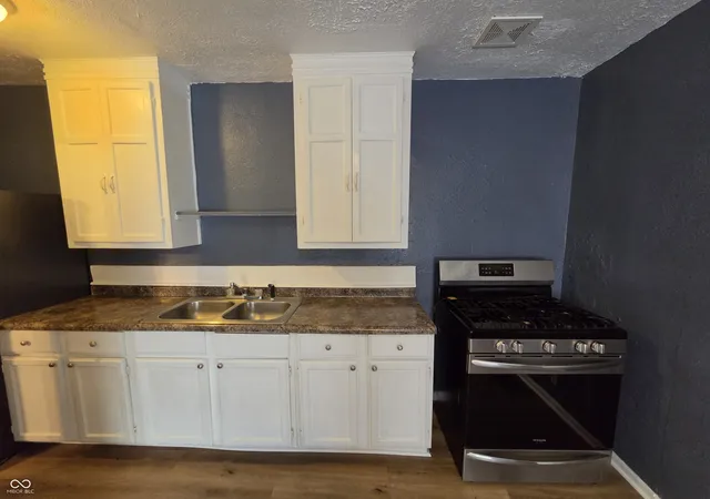 5th image of 1522 N Gladstone Ave, Indianapolis, IN 46201 | MLS# 22120610