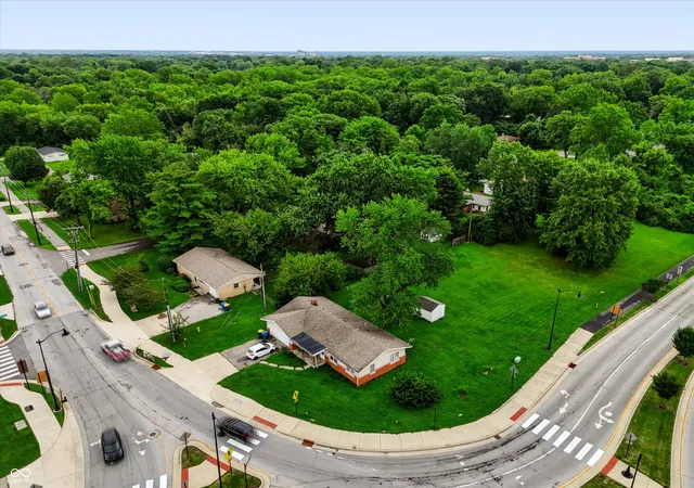 4th image of 103 E 106Th St, Carmel, IN 46280 | MLS# 22120623