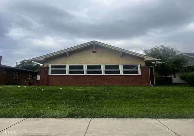 1st image of 4430 Guilford Ave, Indianapolis, IN 46205 | MLS# 22120624