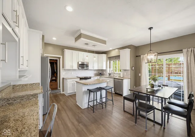 Photo 4 of Single family home for sale at 4737 Pebblepointe, Zionsville, IN 46077 | MLS# 22120630 | Listing updated on 2026-10-03