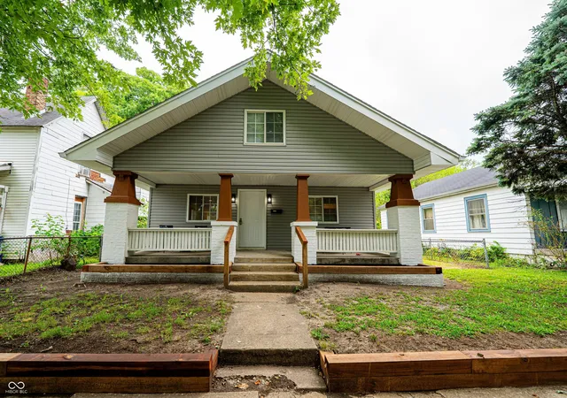 1st image of 2408 Pearl St, Anderson, IN 46016 | MLS# 22120636