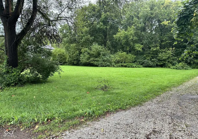 2nd image of 7908 N Keystone Ave, Indianapolis, IN 46240 | MLS# 22120656