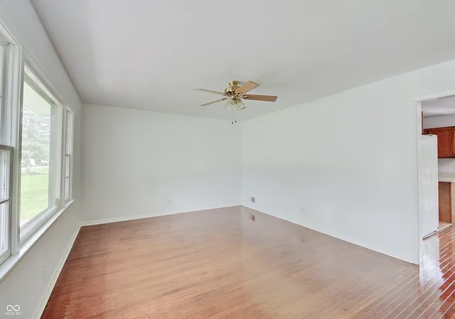 3rd image of 47 Dixie Dr, Indianapolis, IN 46227 | MLS# 22120659