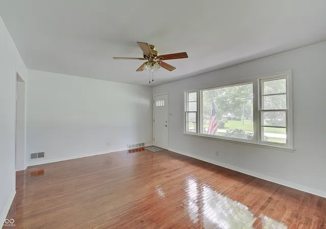 5th image of 47 Dixie Dr, Indianapolis, IN 46227 | MLS# 22120659