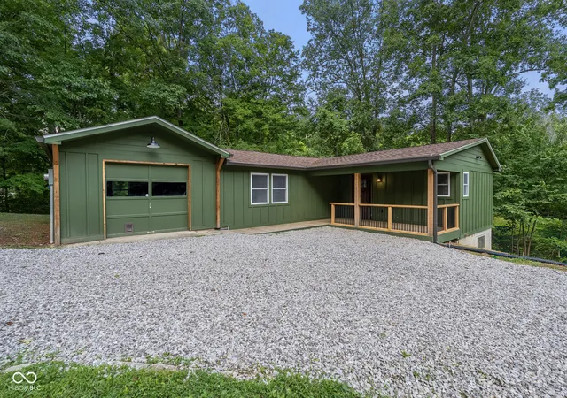 1st image of 628 W Robertson Rd, Morgantown, IN 46160 | MLS# 22120676