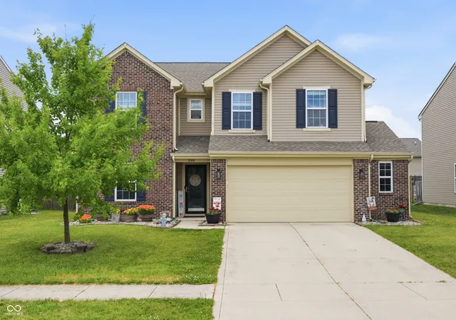 1st image of 3140 Monterey Dr, Whiteland, IN 46184 | MLS# 22120683